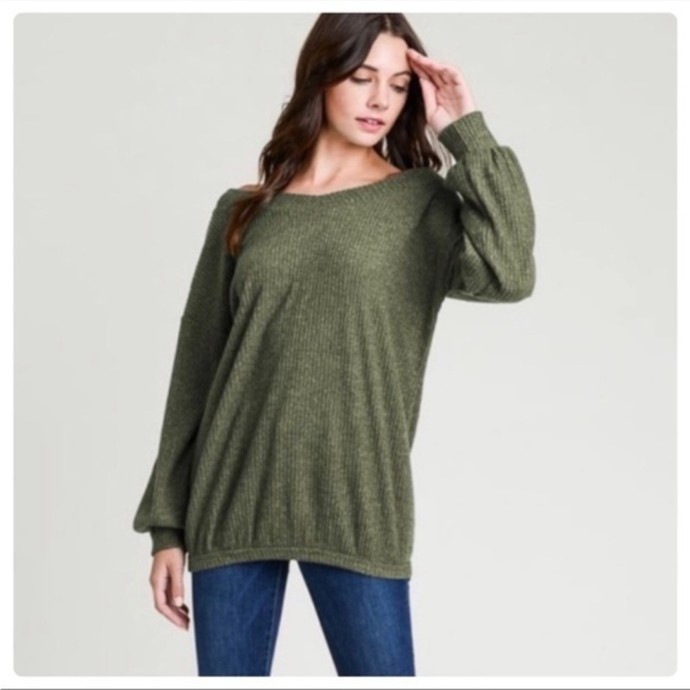 Green Ribbed Top - Picture 3 of 3